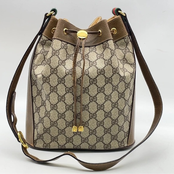 Gucci Handbags - GUCCI Accessory collection GG Canvas  Beige Shoulder Bag Authentic GUC